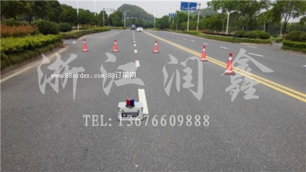 㽭(rn) h(yun)ҕ¹ʬF(xin)(chng)ʾO(sh) 뚢ͨa(chn)Ʒ